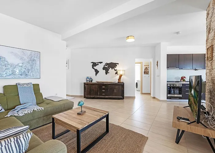 Meerblick-apartment Mit Pool Ciovo Breeze By Interhome * Trogir